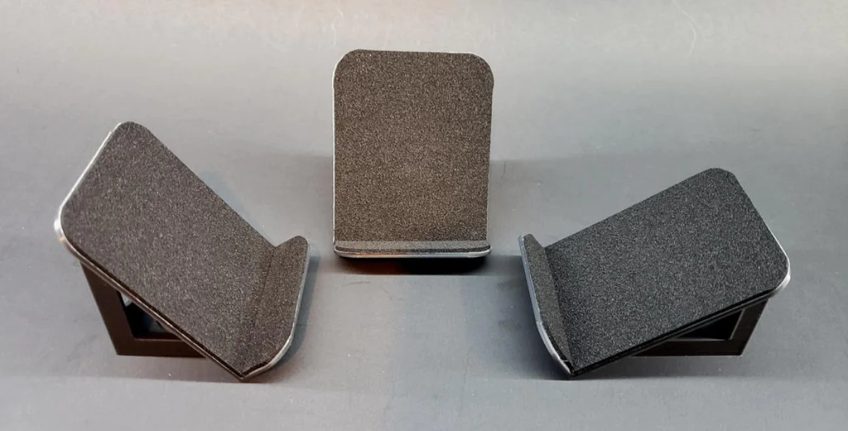 UGS- The Universal Game Stand