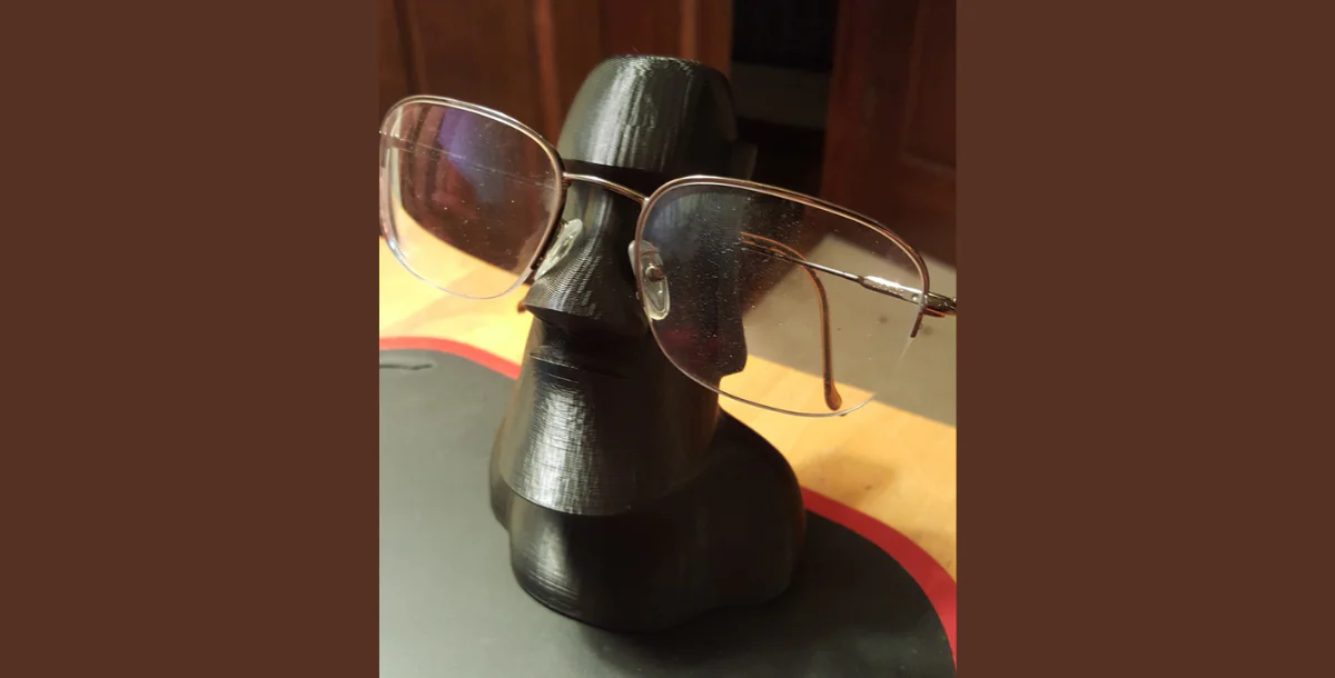 Moai-Glasses
