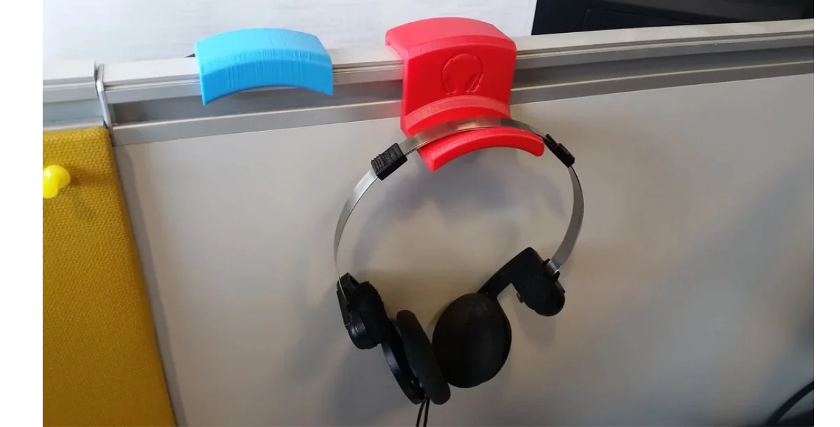 Office headphones hanger